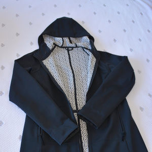 Lulu lemon rain jacket